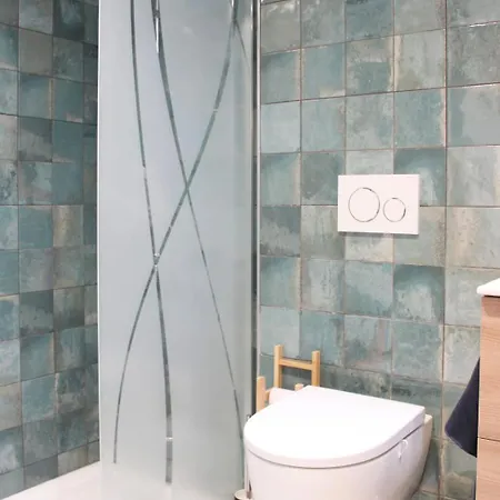 Apartment Charming Near Buttes-chaumont